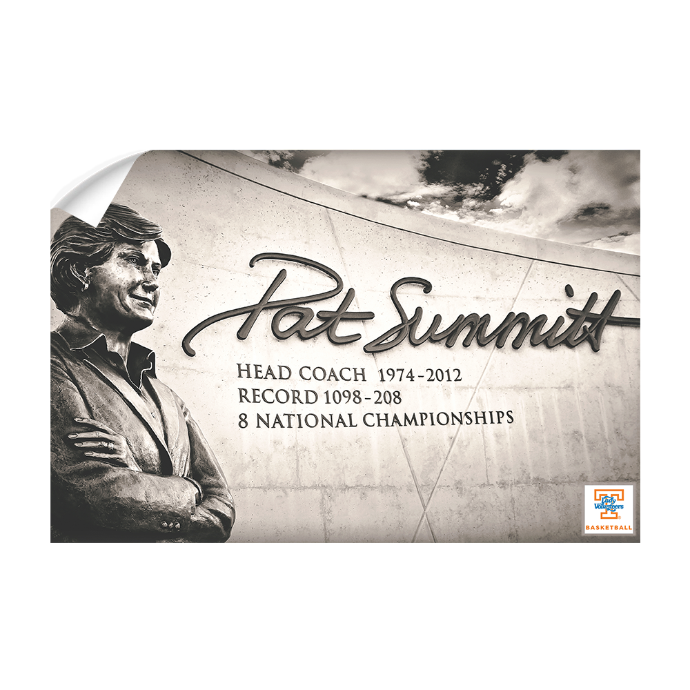 Tennessee Volunteers - Summitt Plaza - College Wall Art #Canvas