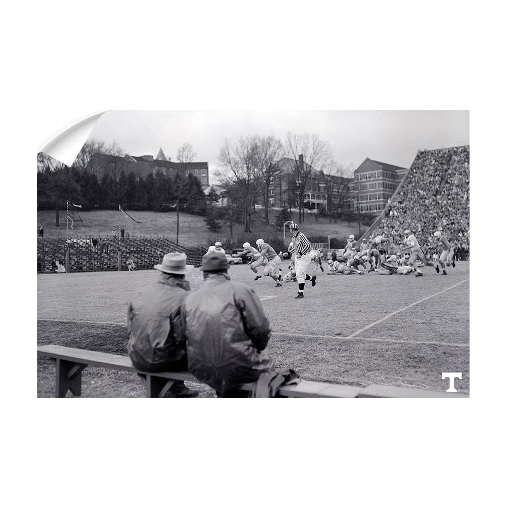 Tennessee Volunteers - Vintage Vols Game - College Wall Art