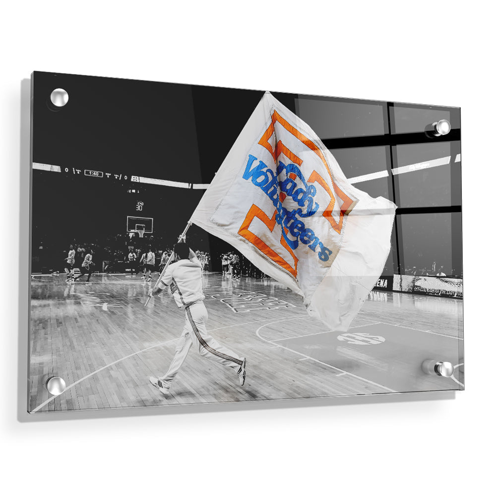 Tennessee Volunteers - Lady V-O-L-U-N-T-E-E-R - College Wall Art #Canvas