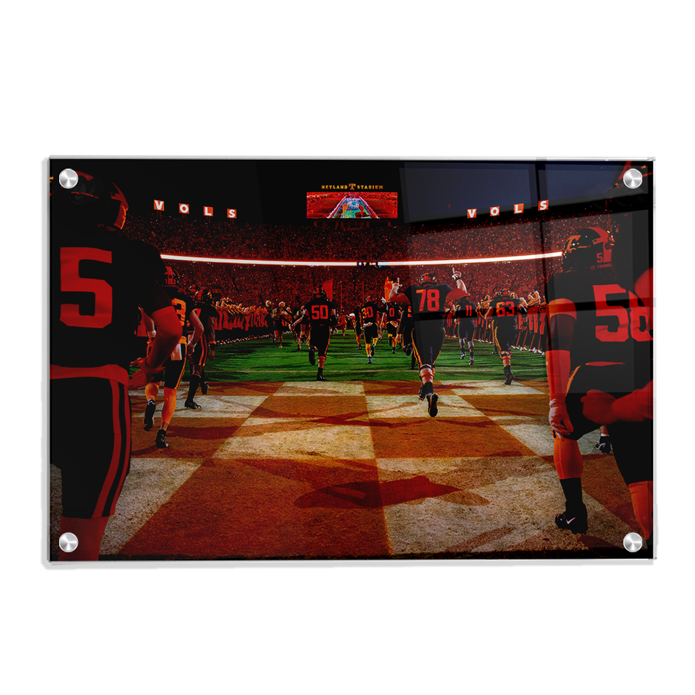 Tennessee Volunteers - Running onto the Field Dark Mode - College Wall Art #Canvas