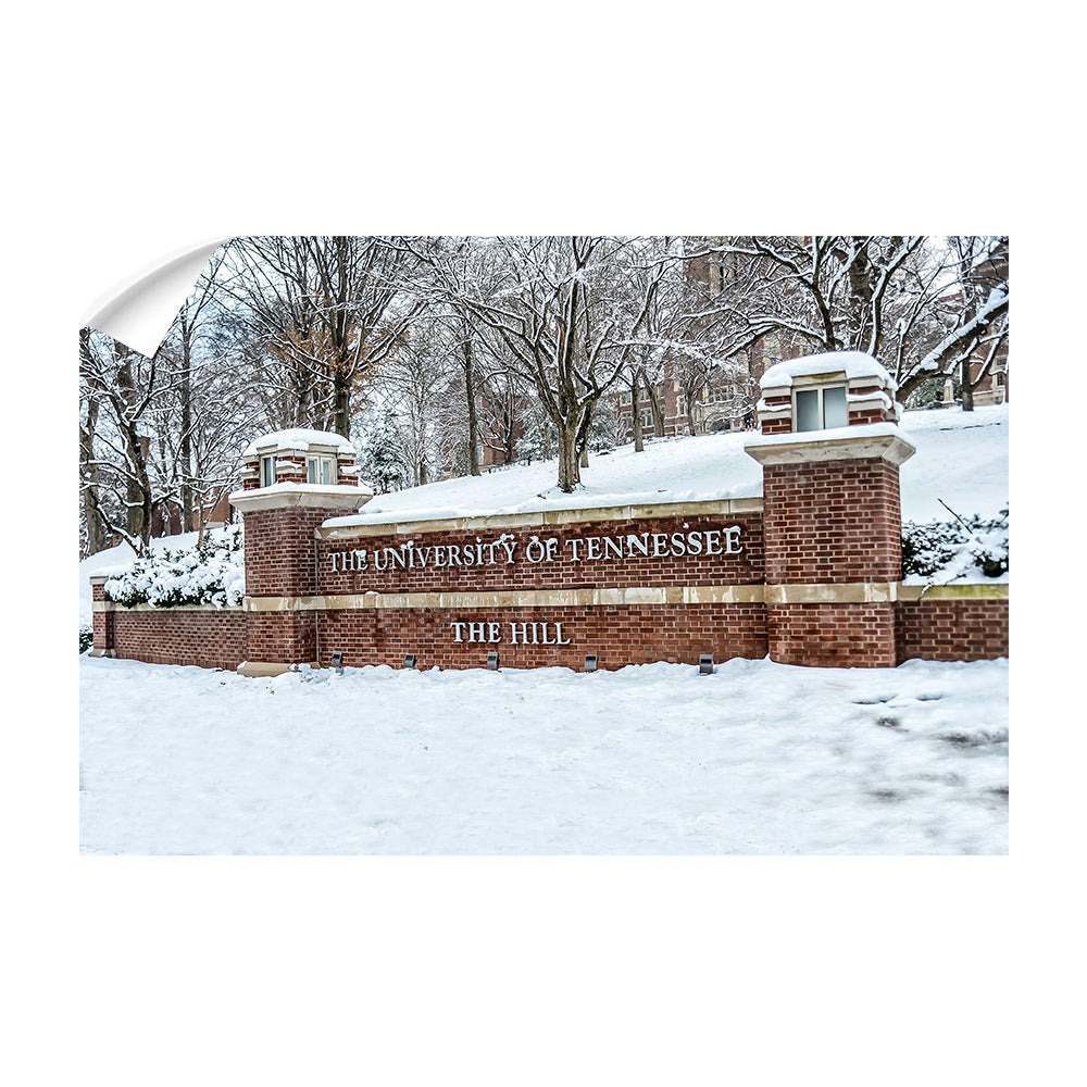 Tennessee Volunteers - Snowy Hill - College Wall Art #Canvas