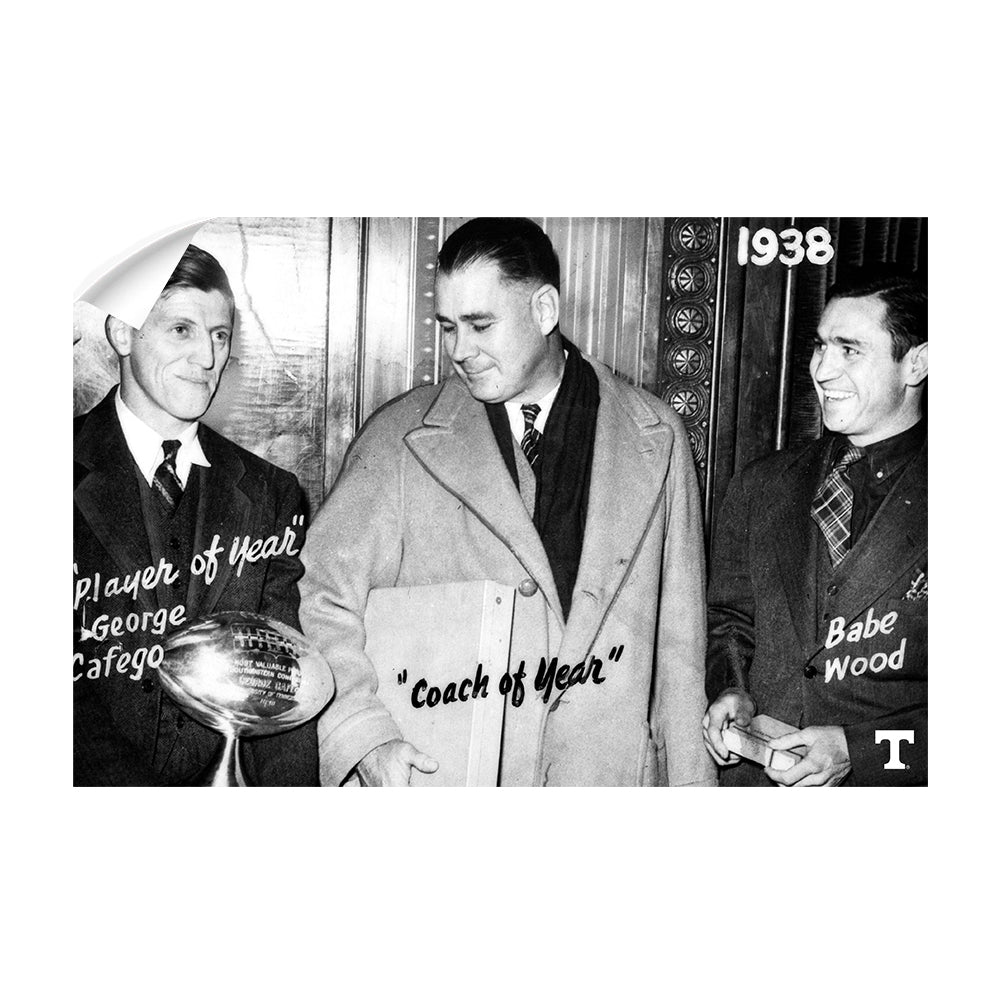 Tennessee Volunteers - Vintage Coach of the Year 1938 - College Wall Art #Canvas