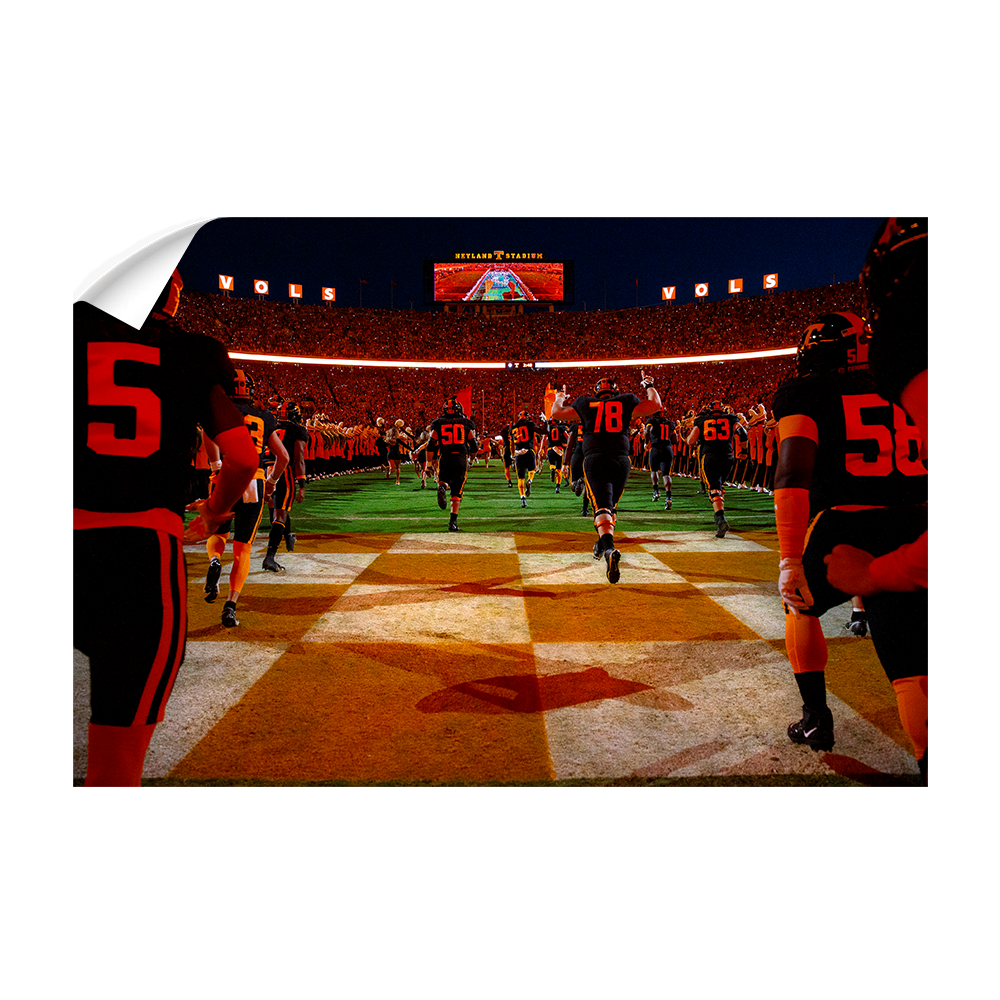 Tennessee Volunteers - Running onto the Field Dark Mode - College Wall Art #Canvas