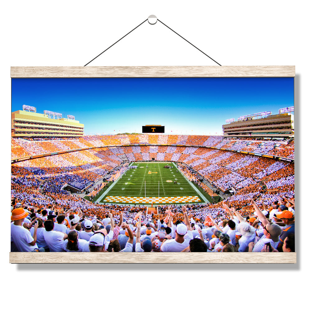 Tennessee Volunteers - Reverse Checkerboard End Zone - College Wall Art #Canvas