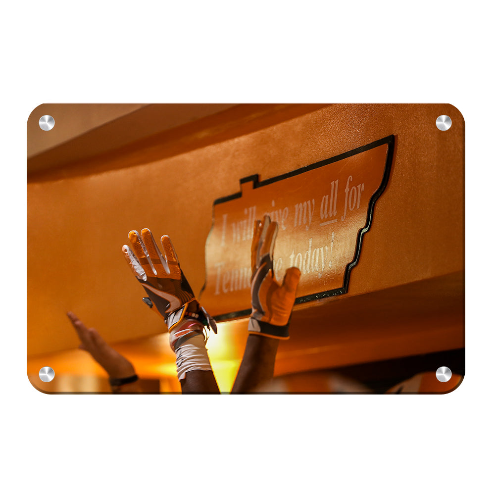 Tennessee Volunteers - I Will Give My All High Five - College Wall Art #Canvas