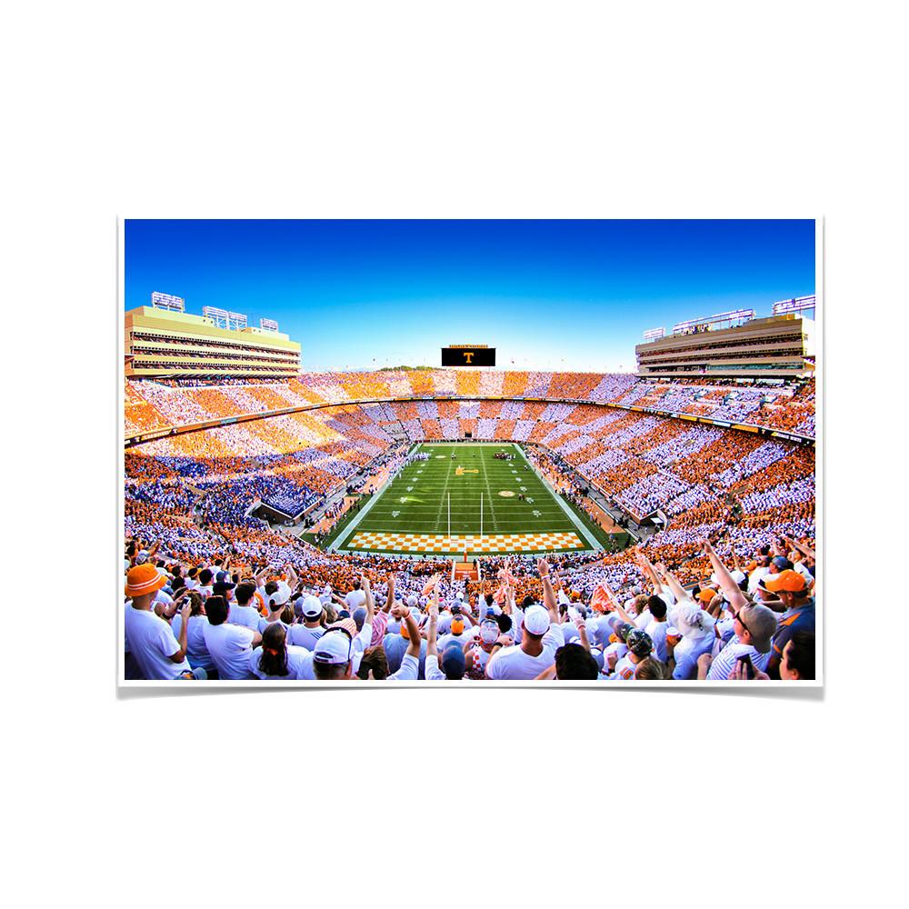 Tennessee Volunteers - Reverse Checkerboard End Zone - College Wall Art #Canvas