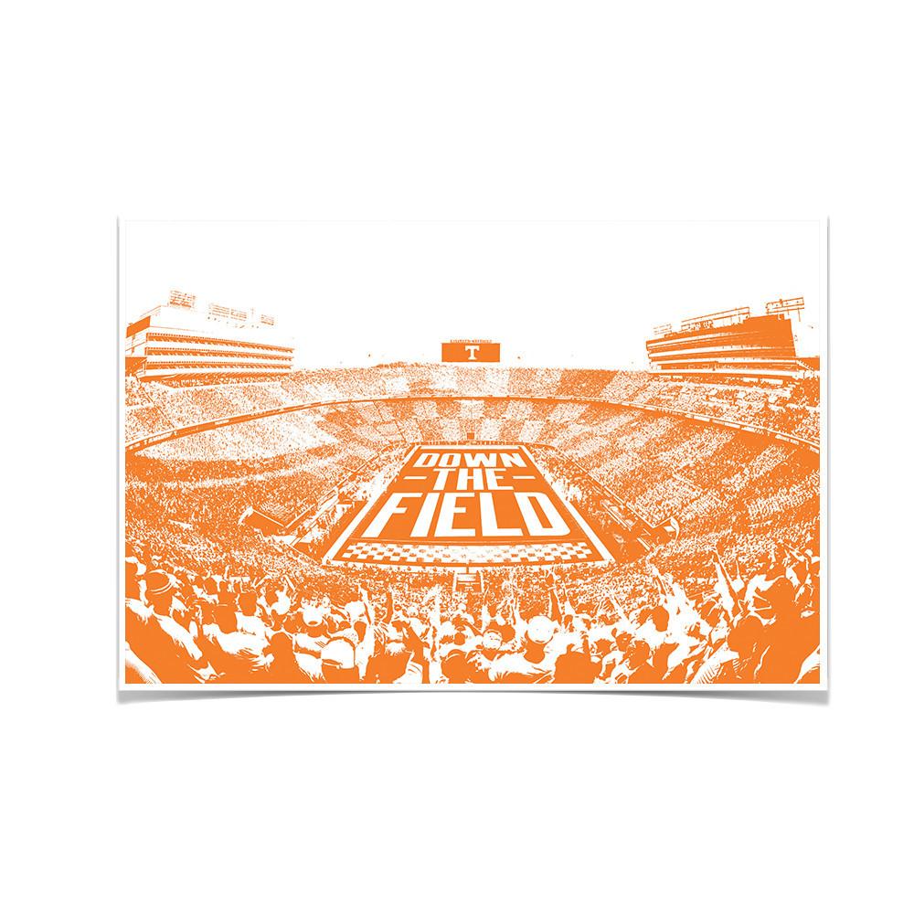 Tennessee Volunteers - Down The Field - College Wall Art #Canvas