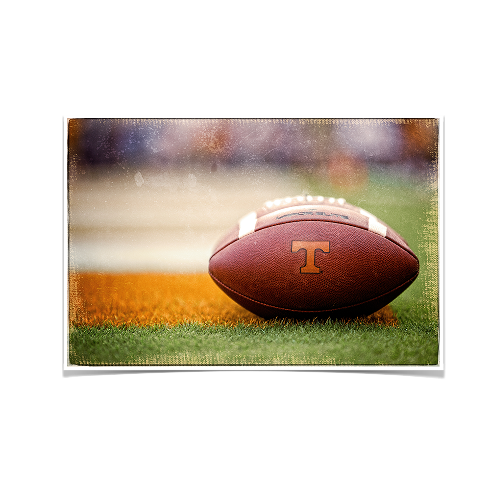 Tennessee Volunteers - Vintage Footballs - College Wall Art #Canvas