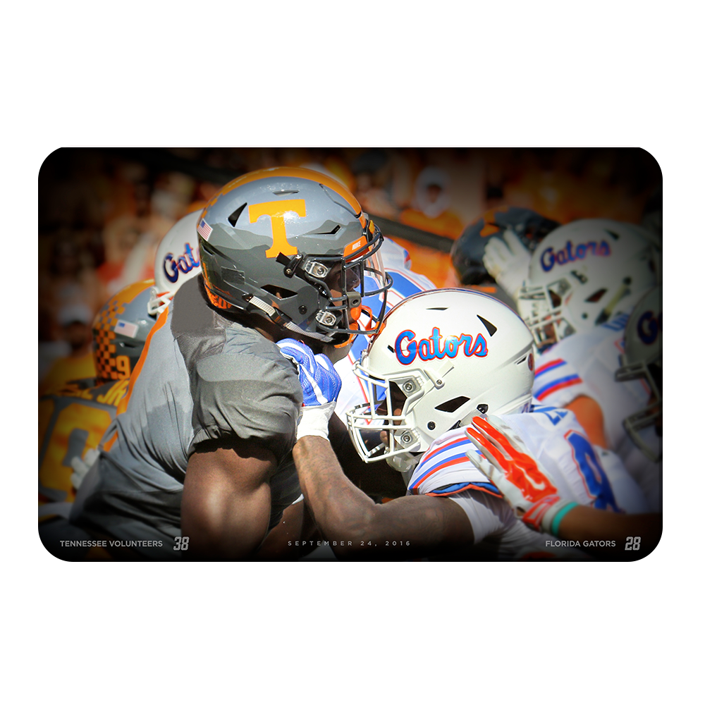 Tennessee Volunteers - Vol vs. Gator - College Wall Art #Canvas