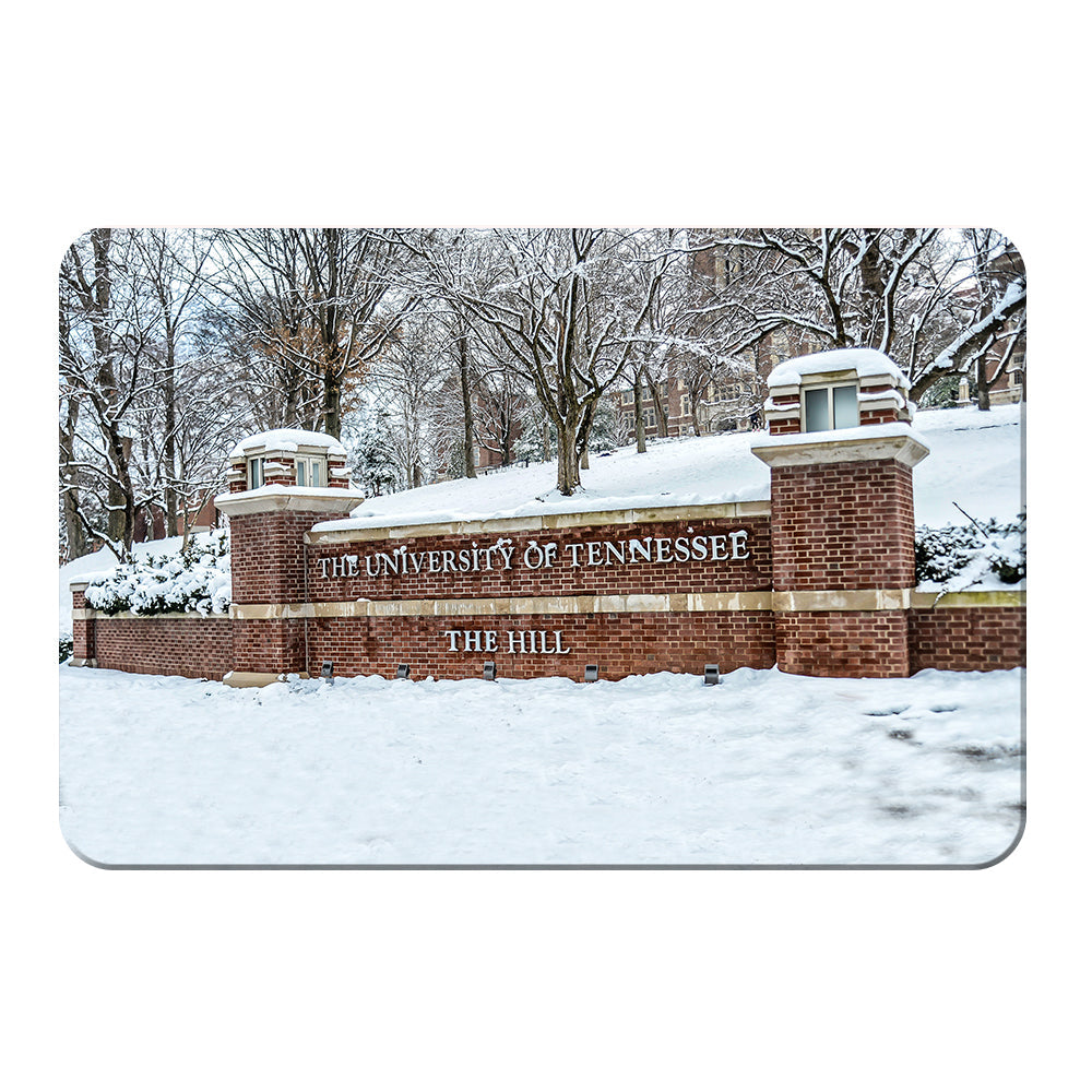 Tennessee Volunteers - Snowy Hill - College Wall Art #Canvas