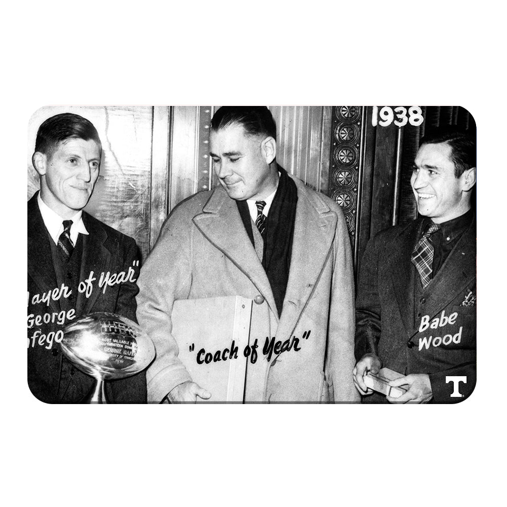 Tennessee Volunteers - Vintage Coach of the Year 1938 - College Wall Art #Canvas