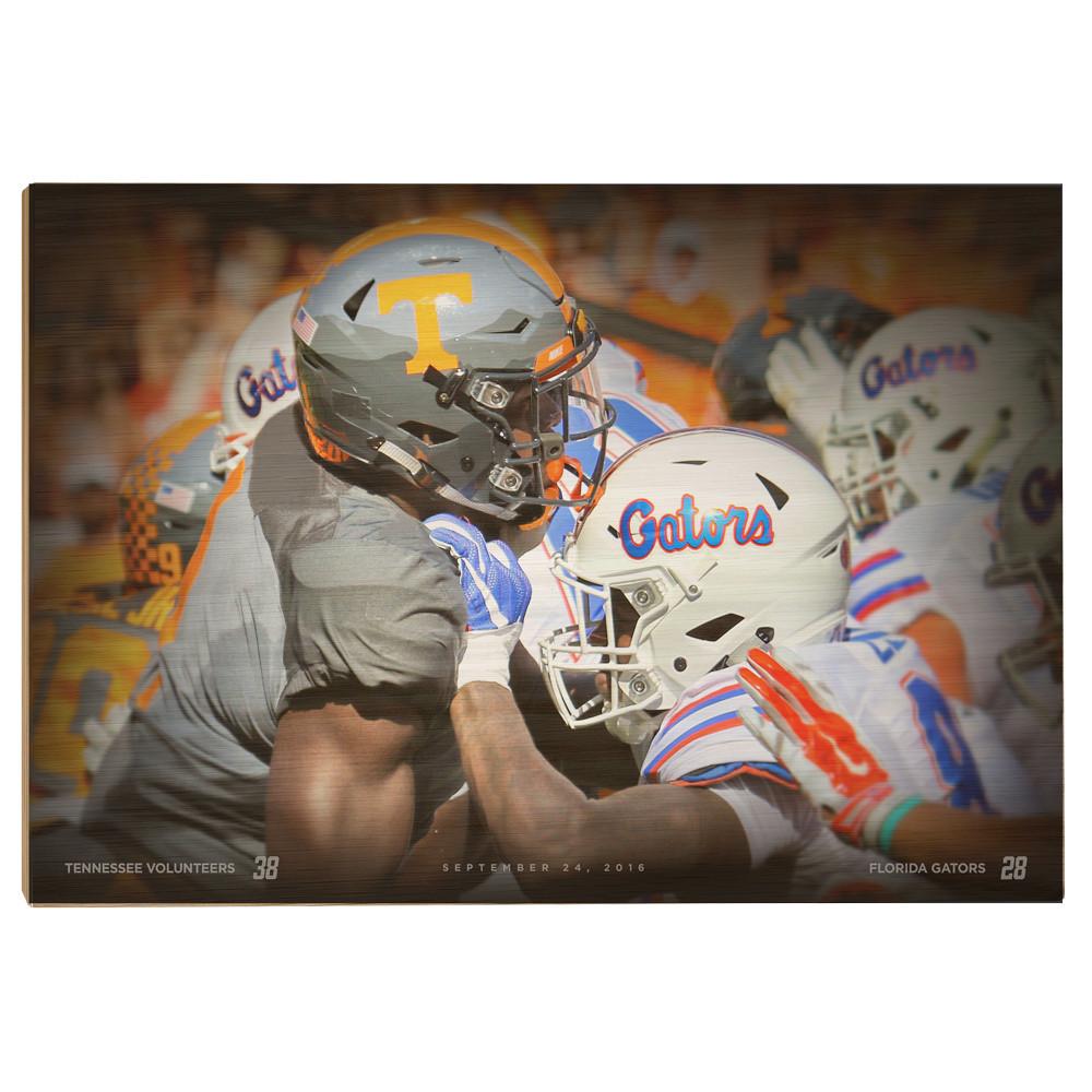 Tennessee Volunteers - Vol vs. Gator - College Wall Art #Canvas