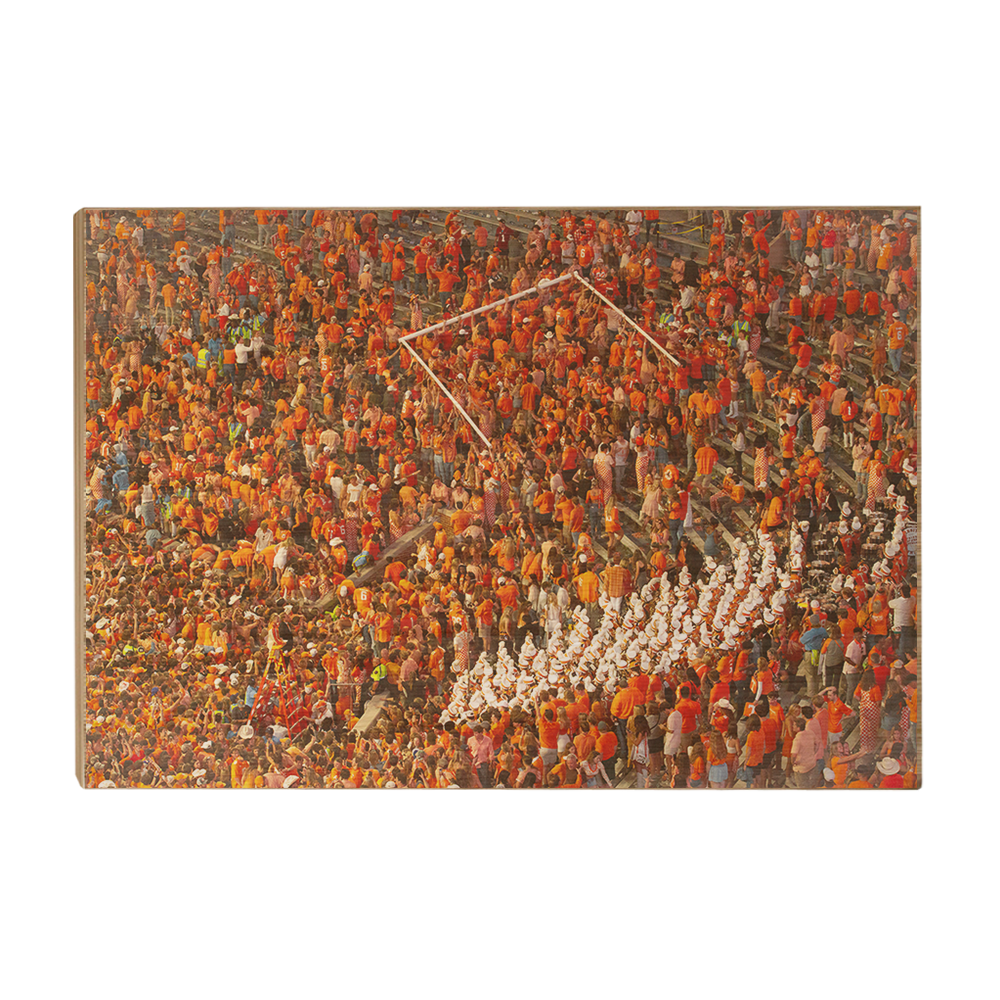 Tennessee Volunteers - Goal Post Exit - College Wall Art #Canvas